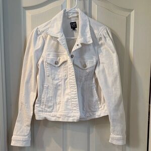 GAP Women's white Jean Jacket